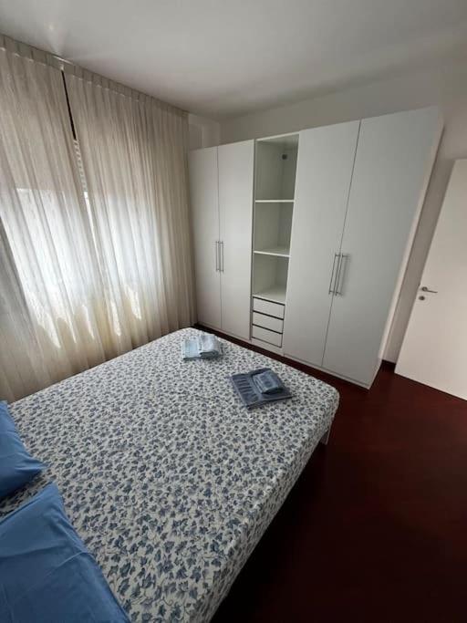 Piccolo Attico A Sottomarina Centro Appartement Chioggia Buitenkant foto